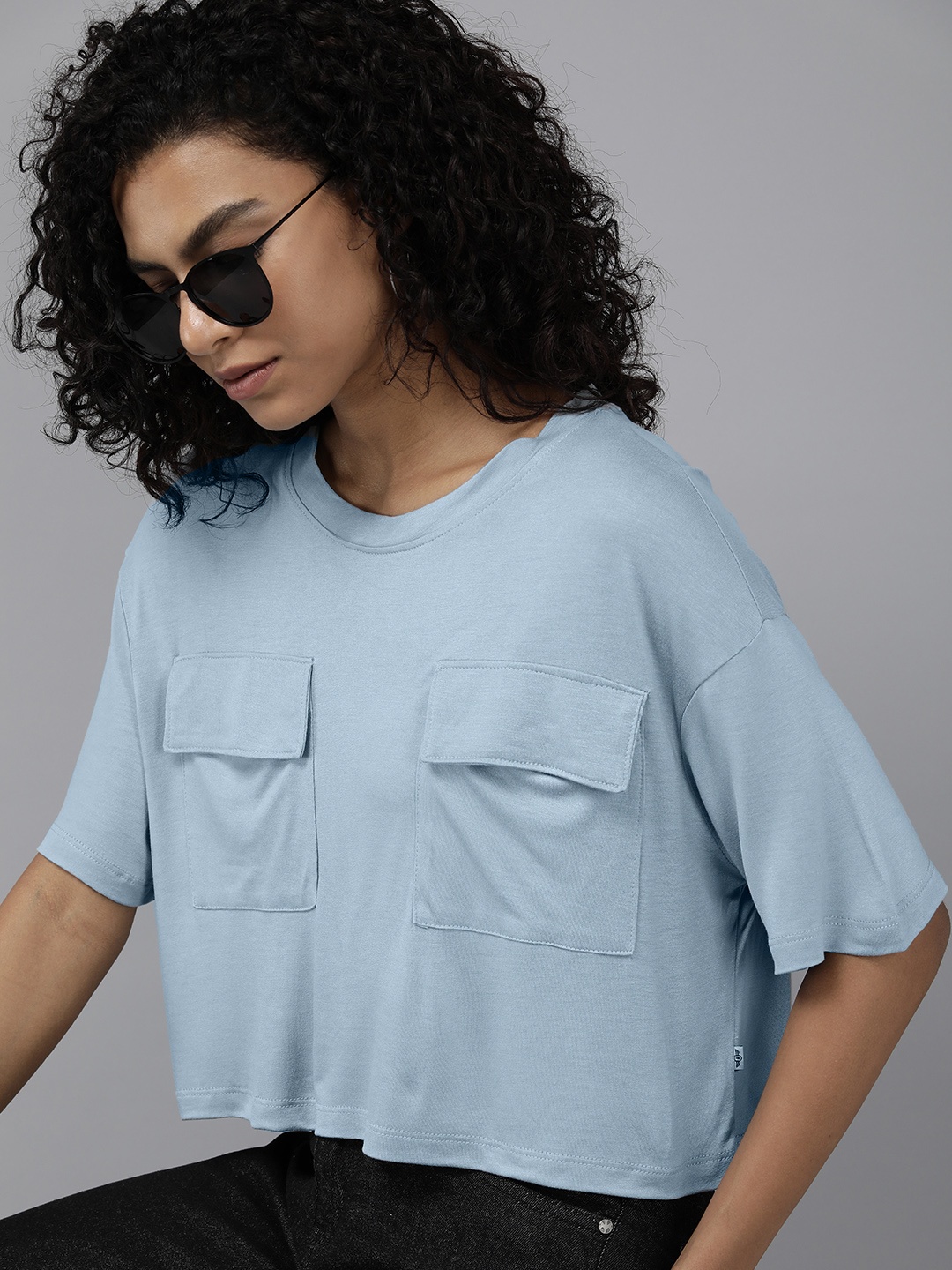 The Roadster Lifestyle Co. Women Drop-Shoulder Sleeves Boxy T-shirt With Pockets, Blue
The Roadster Lifestyle Co. Women Drop-Shoulder Sleeves Boxy T-shirt With Pockets, Blue