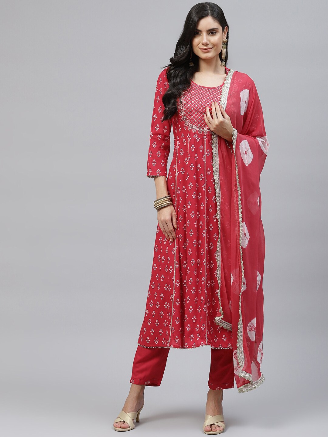 HERE&NOW Women Red Ethnic Motifs Printed Panelled Kurta with Trousers & With Dupatta
HERE&NOW Women Red Ethnic Motifs Printed Panelled Kurta with Trousers & With Dupatta