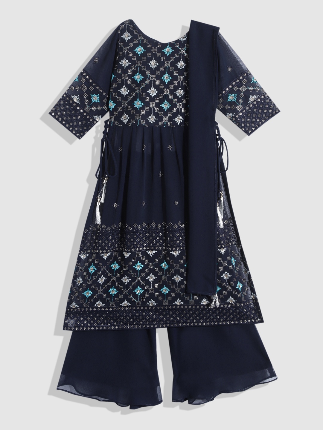 YK Girls Navy Blue Embroidered Panelled Sequinned Kurta with Palazzos & With Dupatta
YK Girls Navy Blue Embroidered Panelled Sequinned Kurta with Palazzos & With Dupatta
