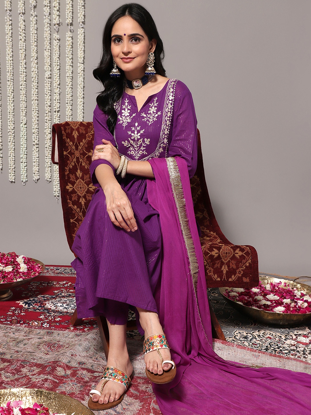 Varanga Women Purple Ethnic Motifs Yoke Design Pure Cotton Kurta with Trousers & Dupatta
Varanga Women Purple Ethnic Motifs Yoke Design Pure Cotton Kurta with Trousers & Dupatta
