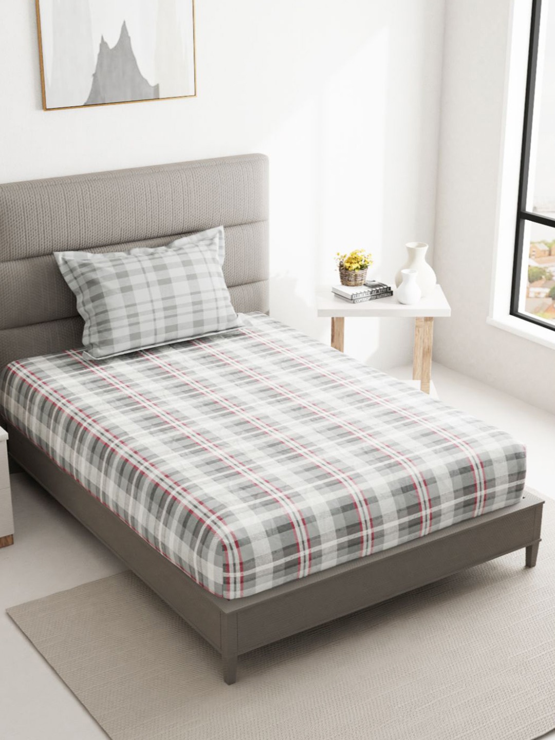 BIANCA Grey & White Geometric Printed ESPEDA 144 TC Single Bedsheet with 1 Pillow Cover
BIANCA Grey & White Geometric Printed ESPEDA 144 TC Single Bedsheet with 1 Pillow Cover