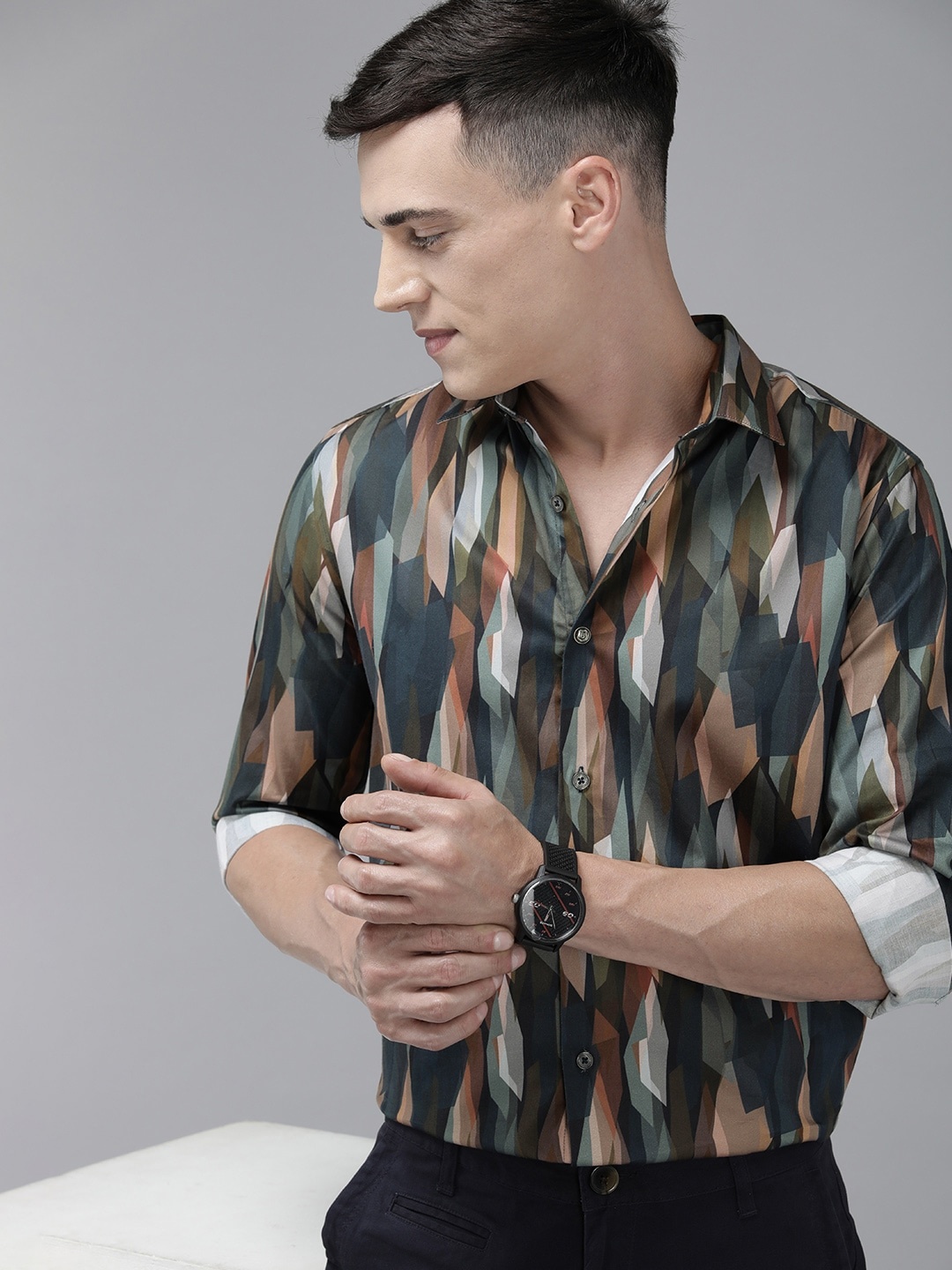 THE BEAR HOUSE Ardor Edition Men Multicoloured Slim Fit Digital Print Party Shirt, Multi
THE BEAR HOUSE Ardor Edition Men Multicoloured Slim Fit Digital Print Party Shirt, Multi