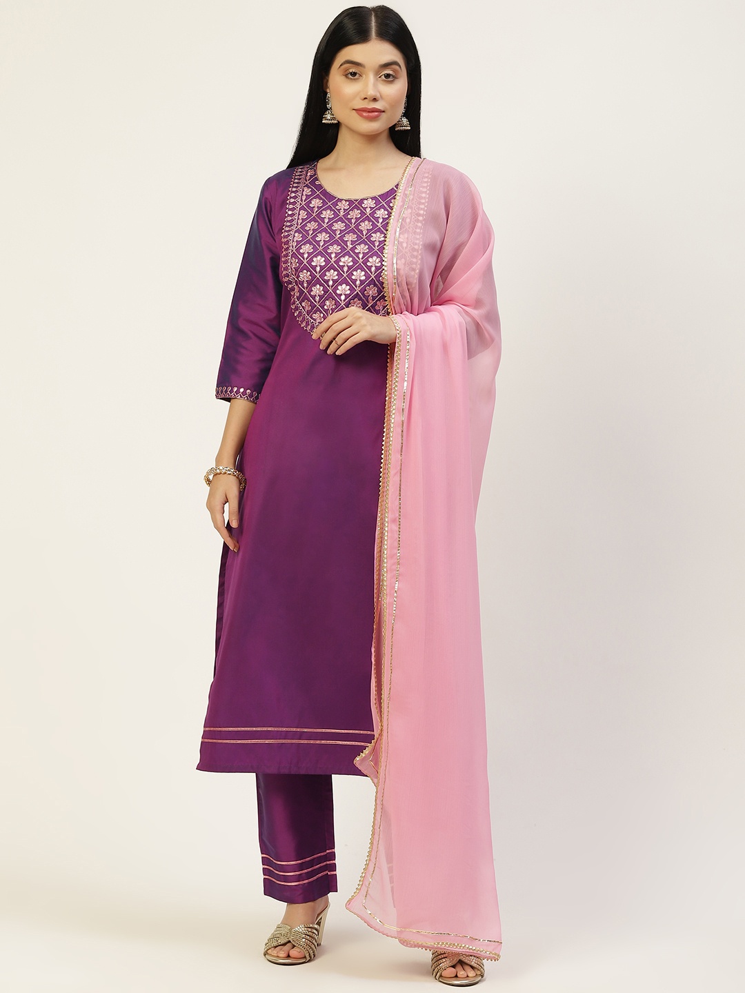 VAABA Women Purple Floral Yoke Design Gotta Patti Kurta with Trousers & With Dupatta
VAABA Women Purple Floral Yoke Design Gotta Patti Kurta with Trousers & With Dupatta