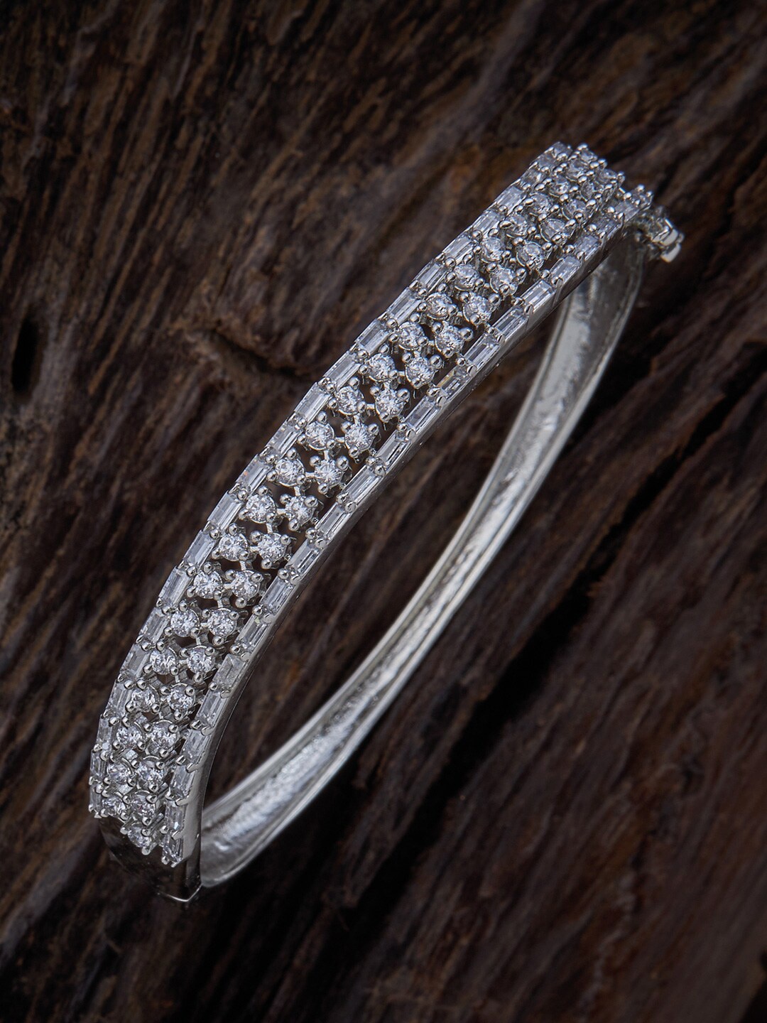 Kushal's Fashion Jewellery Women Silver-Toned & White Cubic Zirconia Rhodium-Plated Kada Bracelet
Kushal's Fashion Jewellery Women Silver-Toned & White Cubic Zirconia Rhodium-Plated Kada Bracelet
