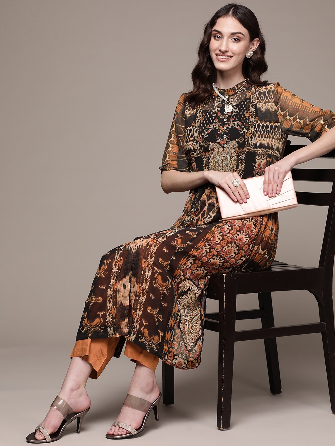 aarke Ritu Kumar Women Ethnic Motifs Printed Kurta with Palazzos with Camisole, Black
aarke Ritu Kumar Women Ethnic Motifs Printed Kurta with Palazzos with Camisole, Black