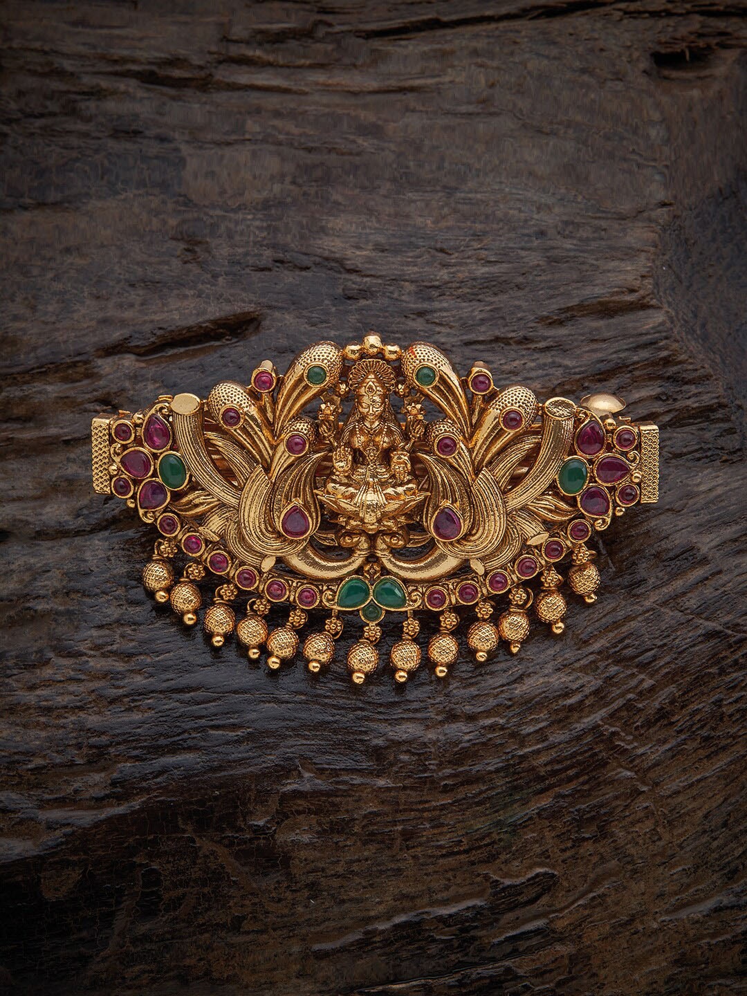 Kushal's Fashion Jewellery Women Gold-Toned & Green CenterClip Embellished French Barrette
Kushal's Fashion Jewellery Women Gold-Toned & Green CenterClip Embellished French Barrette