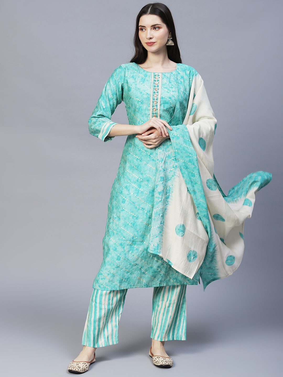 FASHOR Women Turquoise Blue Dyed Beads and Stones Kurta with Trousers & With Dupatta
FASHOR Women Turquoise Blue Dyed Beads and Stones Kurta with Trousers & With Dupatta