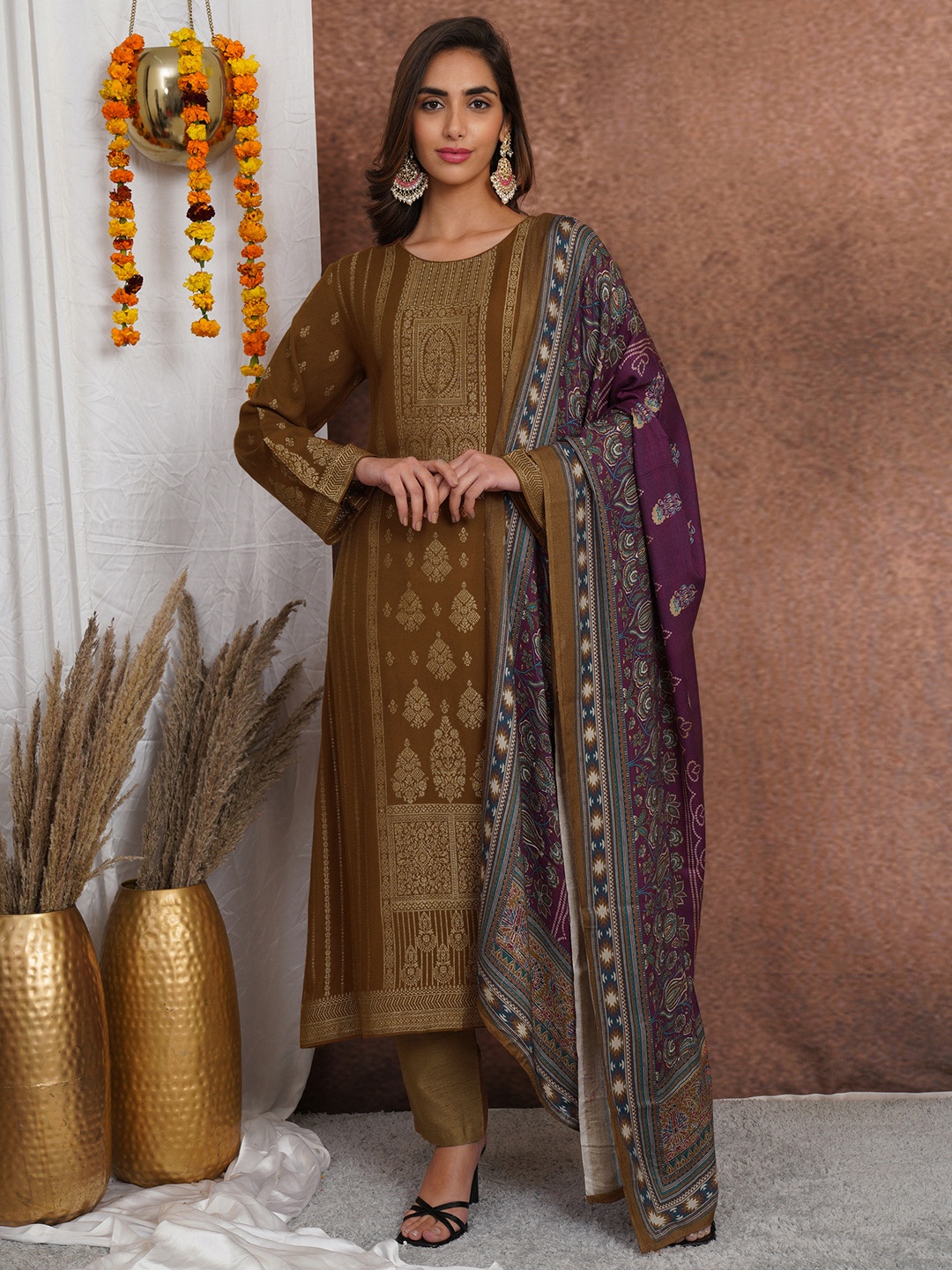 Stylee LIFESTYLE Olive Green & Purple Woven Design Pashmina Unstitched Dress Material
Stylee LIFESTYLE Olive Green & Purple Woven Design Pashmina Unstitched Dress Material