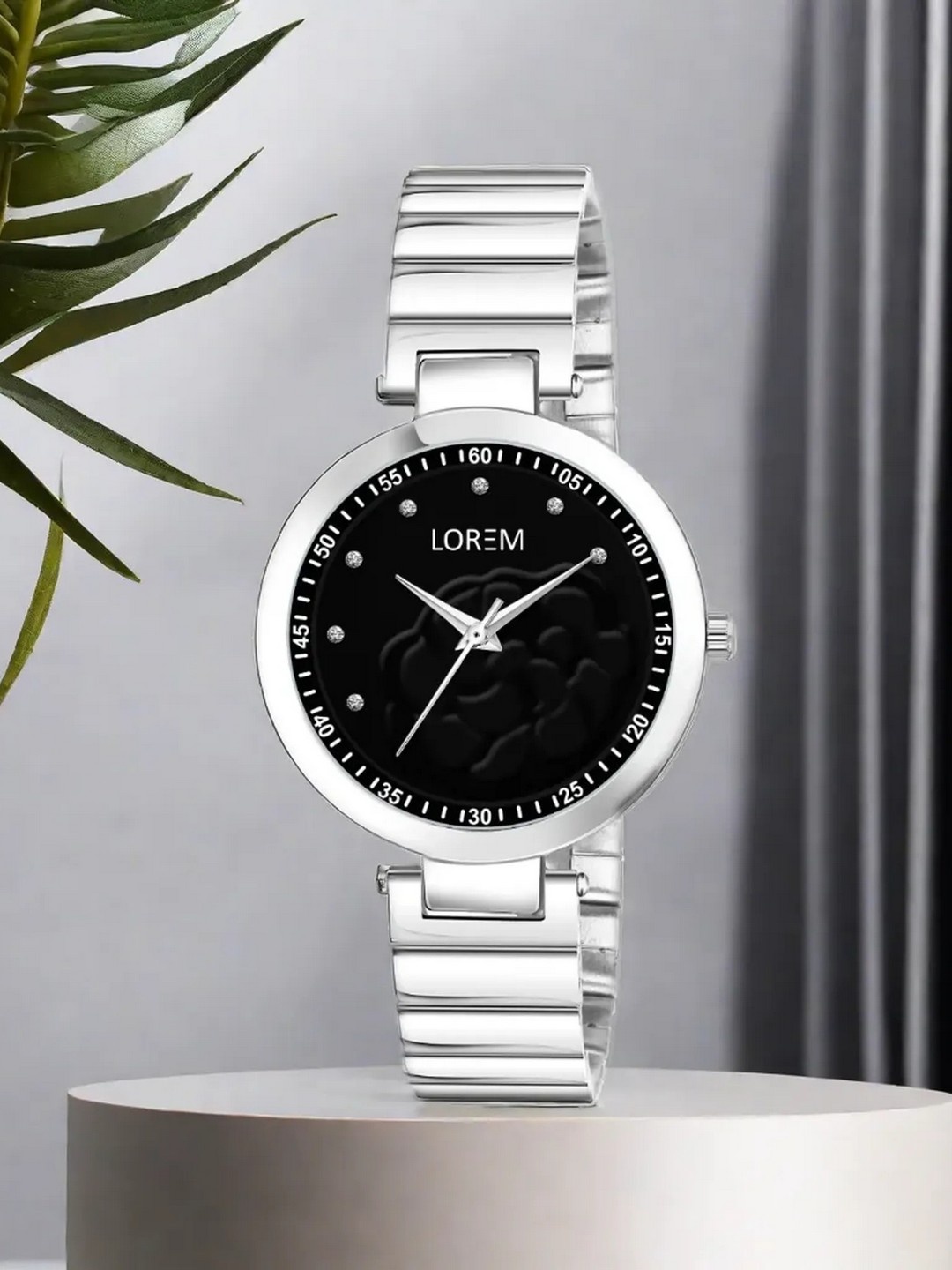 LOREM Women Black Embellished Dial & Silver Stainless Steel Straps Analogue Watch LR315
LOREM Women Black Embellished Dial & Silver Stainless Steel Straps Analogue Watch LR315