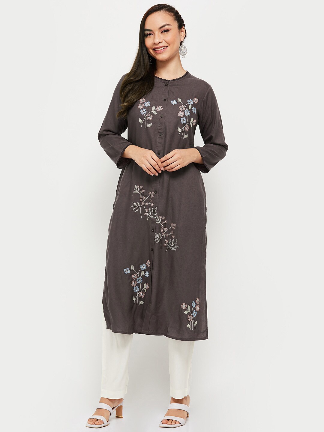 max Women Grey & Blue Floral Embroidered Kurta