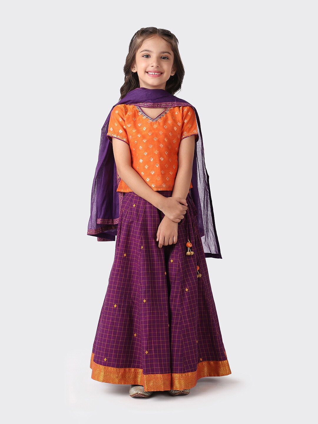 Fabindia Girls Orange & Purple Embroidered Ready to Wear Lehenga & Blouse With Dupatta
Fabindia Girls Orange & Purple Embroidered Ready to Wear Lehenga & Blouse With Dupatta