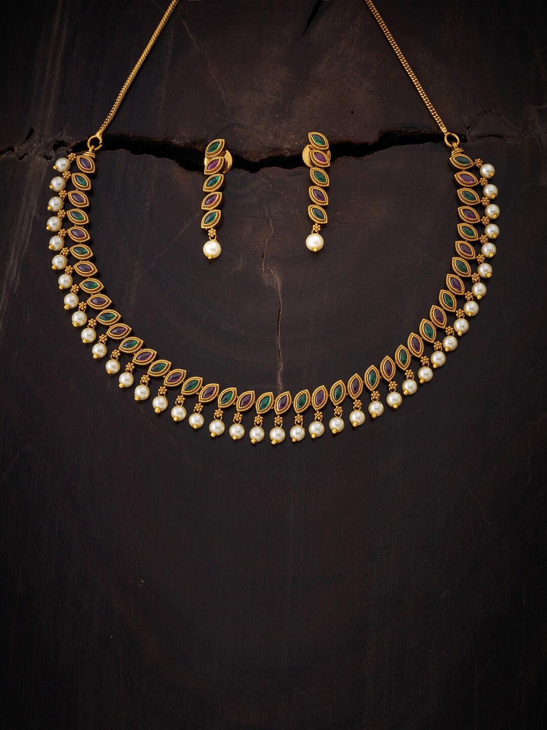 Kushal's Fashion Jewellery Gold-Toned Ruby & Green Artificial Stone Studded Jewellery Set, Red
Kushal's Fashion Jewellery Gold-Toned Ruby & Green Artificial Stone Studded Jewellery Set, Red