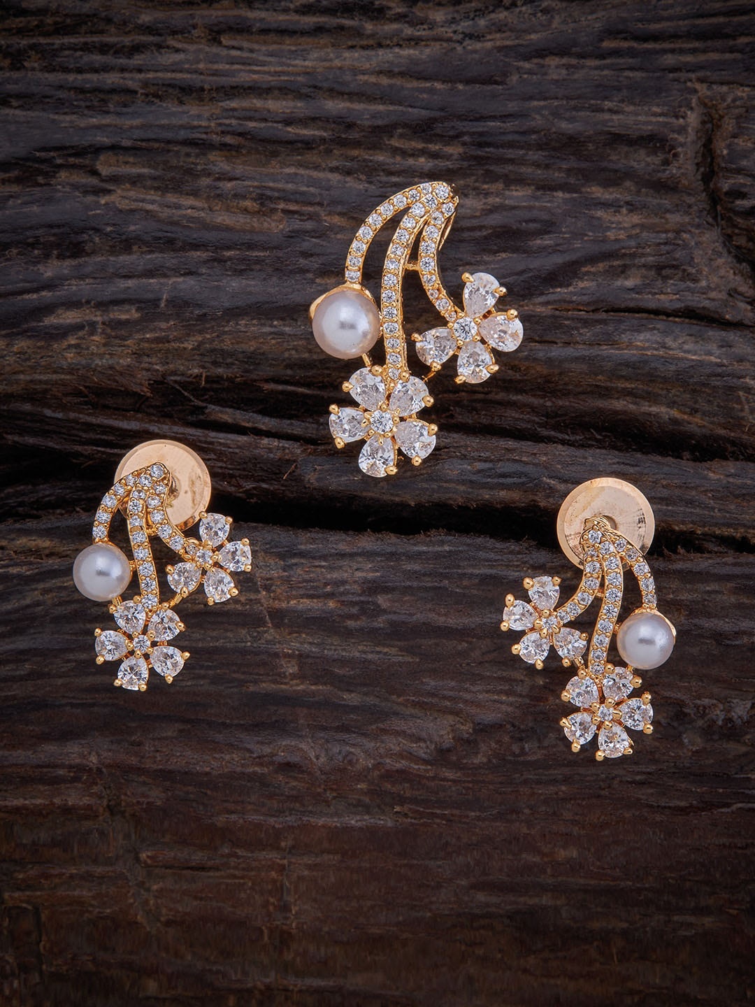 Kushal's Fashion Jewellery Women Rose Gold-Toned Cubic Zirconia Studded Pendant & Earrings
Kushal's Fashion Jewellery Women Rose Gold-Toned Cubic Zirconia Studded Pendant & Earrings