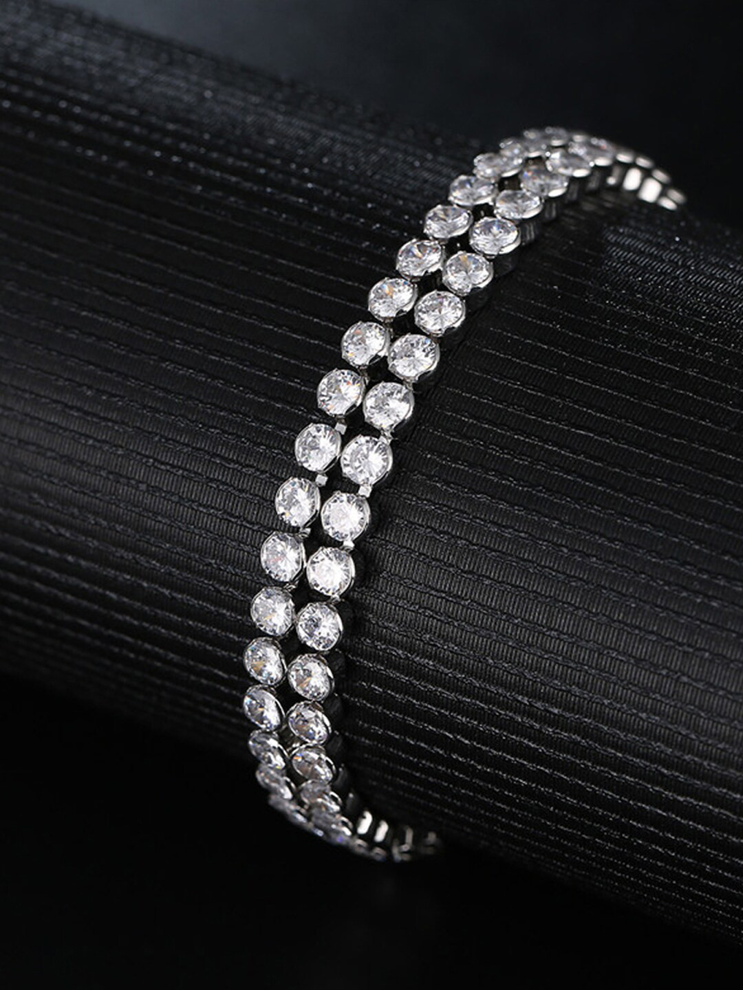 Designs By Jewels Galaxy Women Silver-Toned & White Brass Cubic Zirconia Silver-Plated Wraparound Bracelet
Designs By Jewels Galaxy Women Silver-Toned & White Brass Cubic Zirconia Silver-Plated Wraparound Bracelet