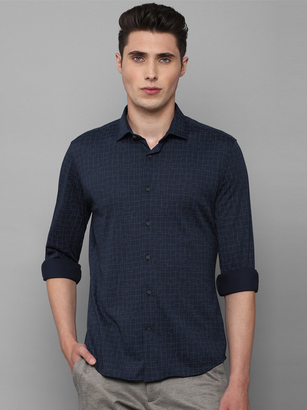 Louis Philippe Sport Men Navy Blue Slim Fit Grid Tattersall Checks Checked Casual Shirt
Louis Philippe Sport Men Navy Blue Slim Fit Grid Tattersall Checks Checked Casual Shirt