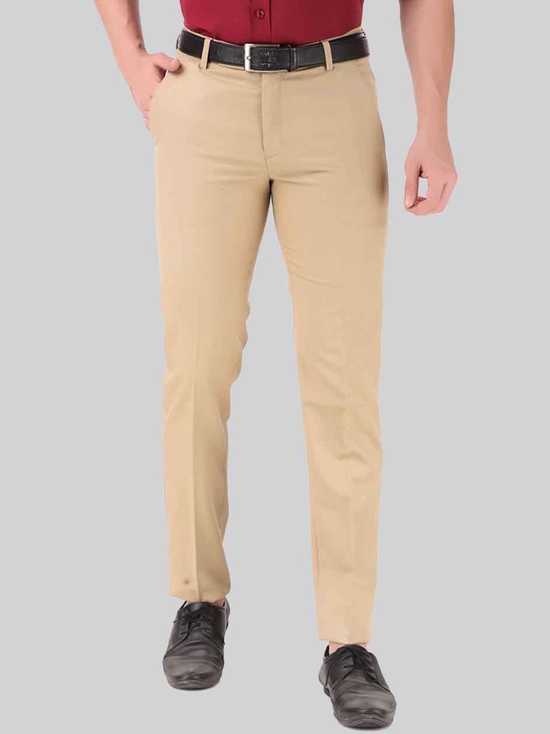 RIENER Men Khaki Relaxed Slim Fit High-Rise Trousers