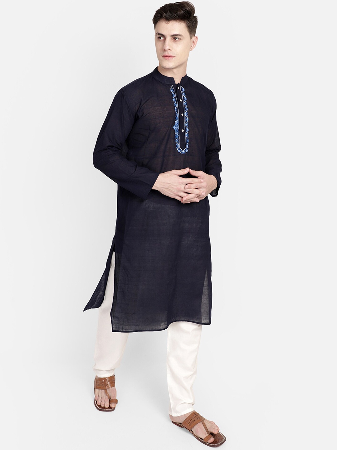 PAROKSH Men Blue Embroidered Thread Work Grandeur & Majestic Artwork Khadi Handloom Kurta
PAROKSH Men Blue Embroidered Thread Work Grandeur & Majestic Artwork Khadi Handloom Kurta