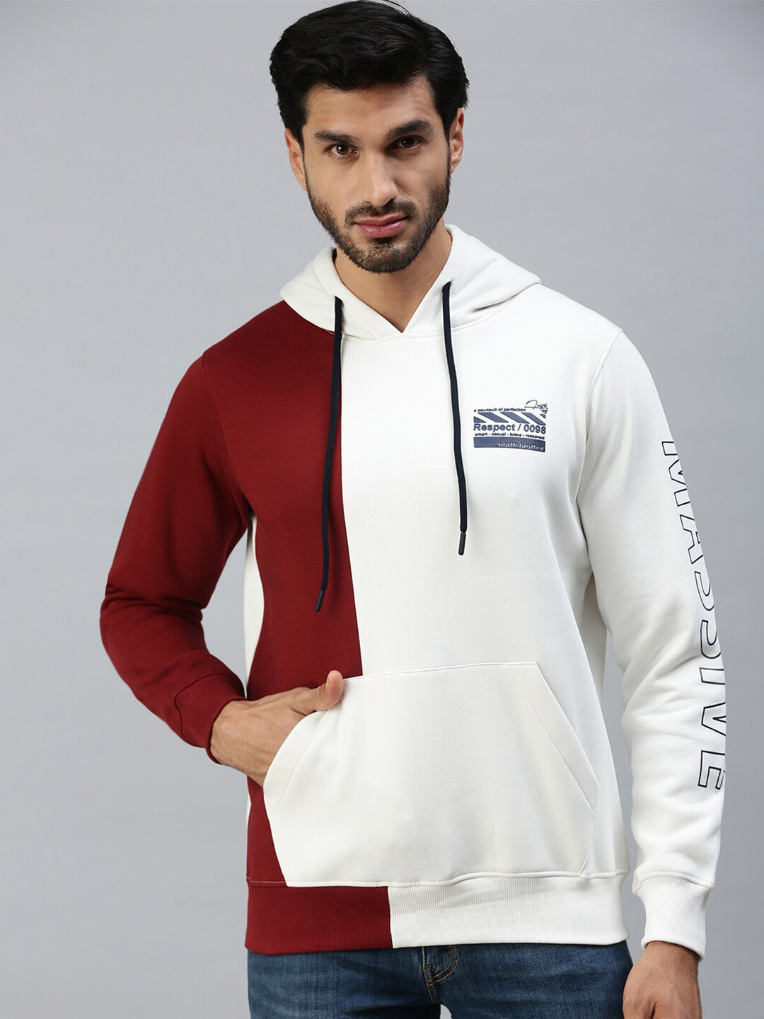 98 Degree North Men Off White Colourblocked Hooded Sweatshirt 
98 Degree North Men Off White Colourblocked Hooded Sweatshirt