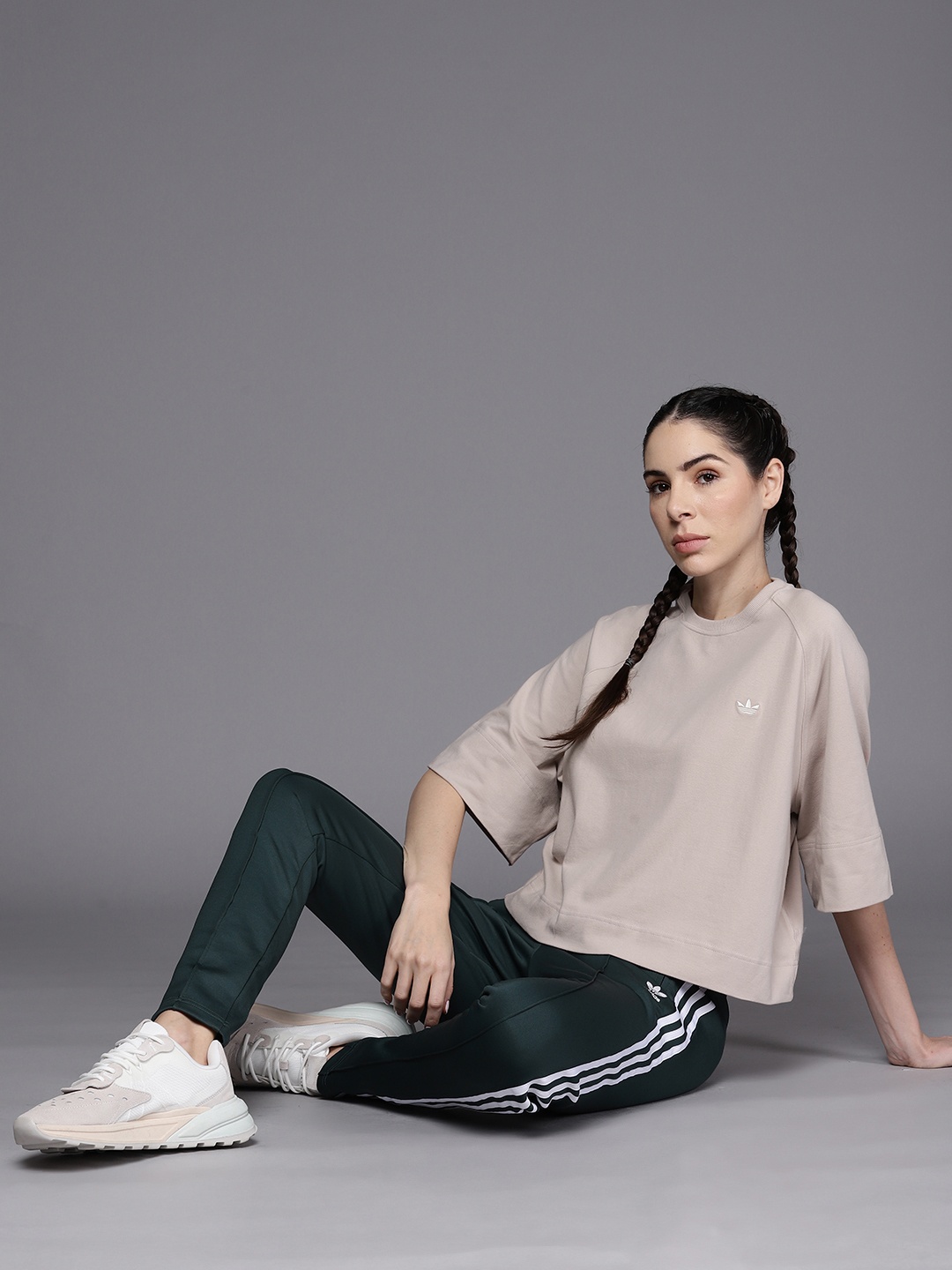 ADIDAS Originals Brand Logo Embroidered Premium Essentials Oversized Fit T-Shirt, Taupe
ADIDAS Originals Brand Logo Embroidered Premium Essentials Oversized Fit T-Shirt, Taupe