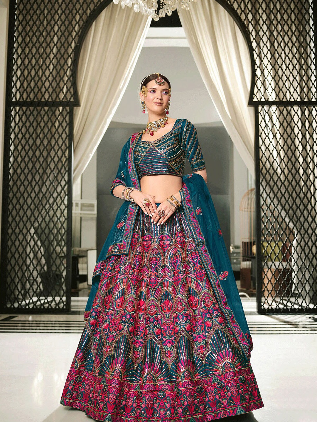 ODETTE Maroon & Green Printed Semi-Stitched Lehenga & Unstitched Blouse With Dupatta
ODETTE Maroon & Green Printed Semi-Stitched Lehenga & Unstitched Blouse With Dupatta