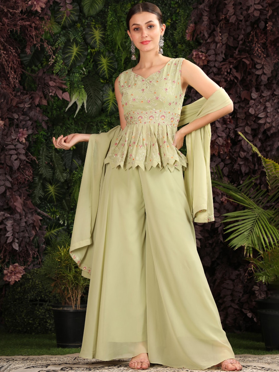 KALINI Women Green Floral Embroidered Thread Work Kurti with Sharara & With Dupatta