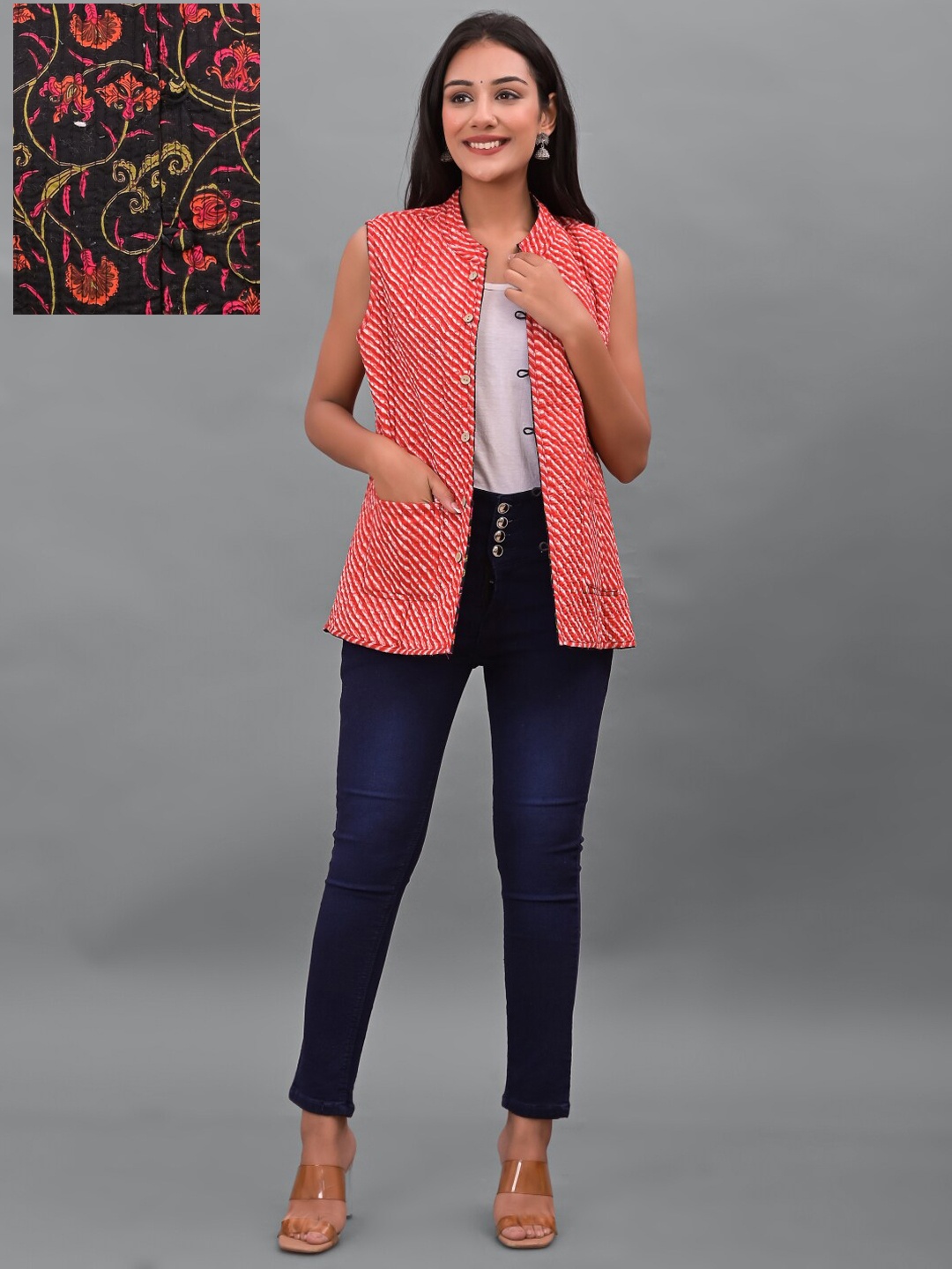 Apratim Women Black Peach-Coloured Floral Reversible Longline Tailored Cotton Jacket
Apratim Women Black Peach-Coloured Floral Reversible Longline Tailored Cotton Jacket