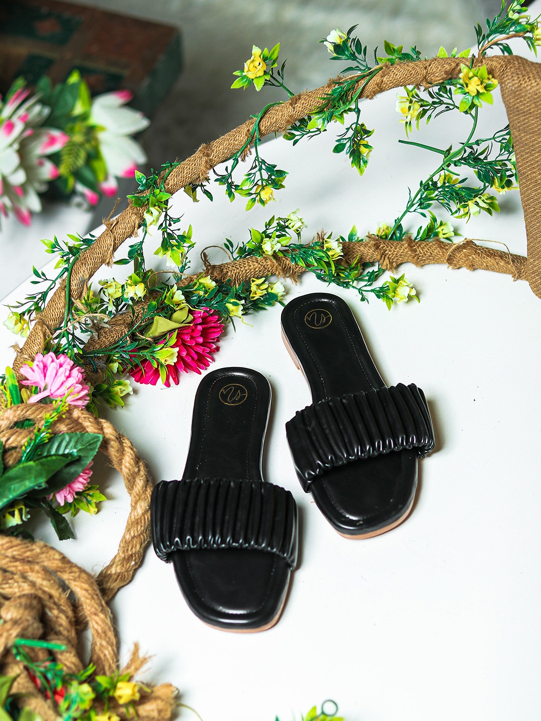 NR By Nidhi Rathi Women Black One Toe Flats