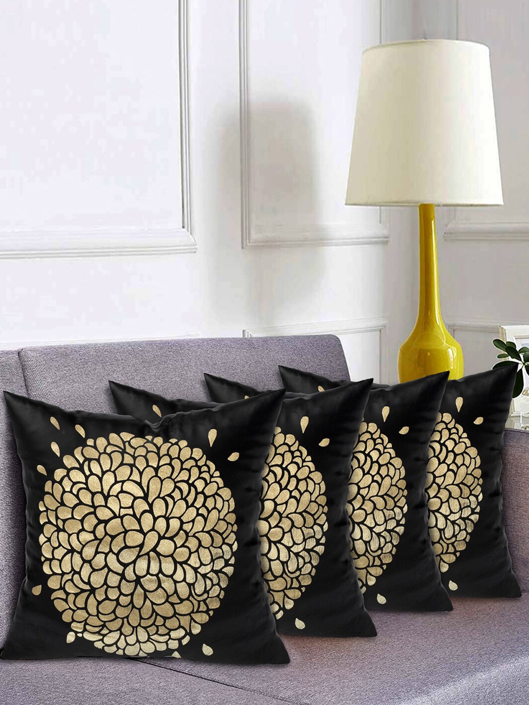 Kuber Industries Black & Gold-Toned Set of 4 Floral Velvet Square Cushion Covers
Kuber Industries Black & Gold-Toned Set of 4 Floral Velvet Square Cushion Covers