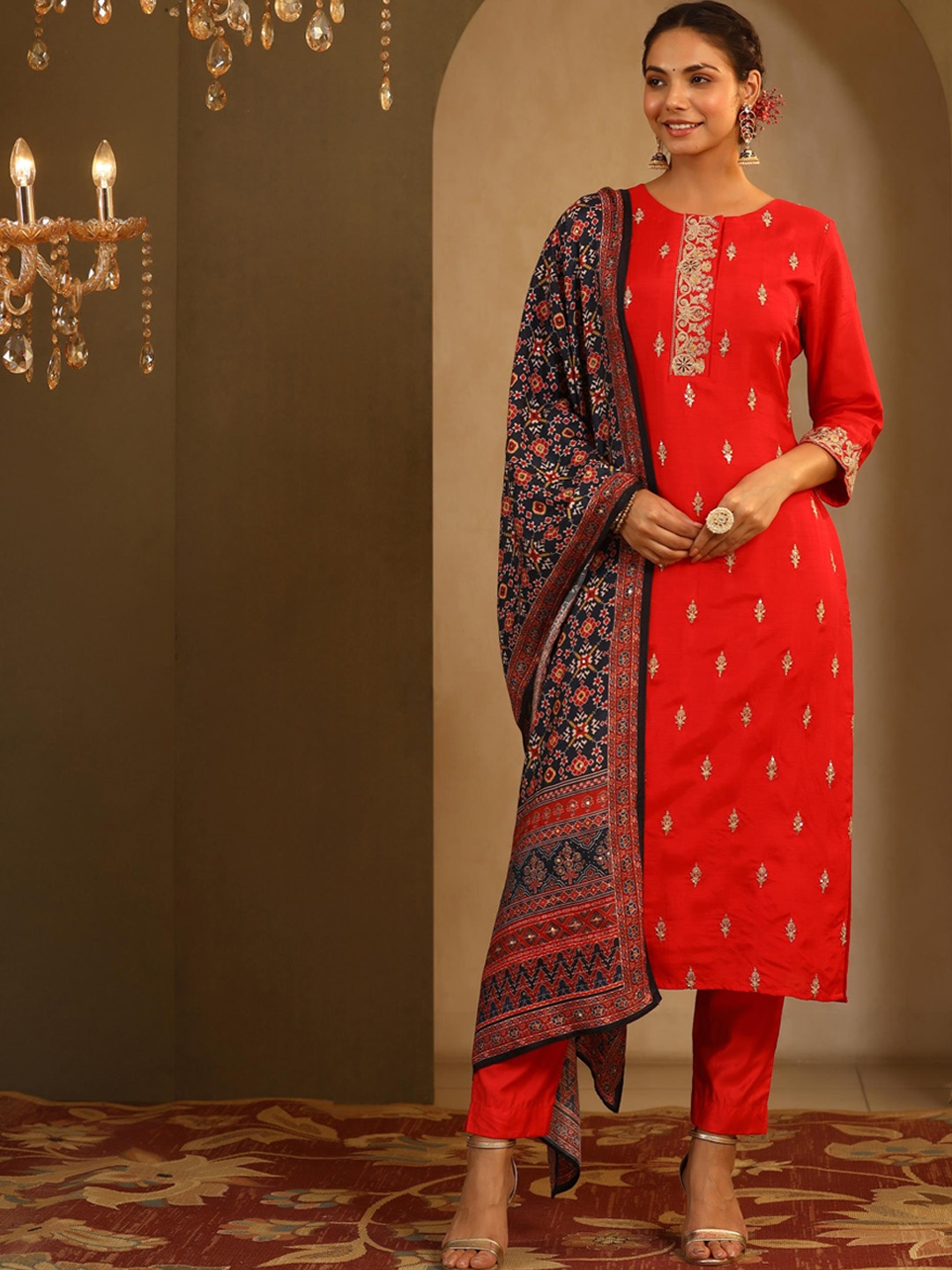 SCAKHI Women Red Ethnic Motifs Embroidered Pure Silk Kurta with Trousers & With Dupatta
SCAKHI Women Red Ethnic Motifs Embroidered Pure Silk Kurta with Trousers & With Dupatta