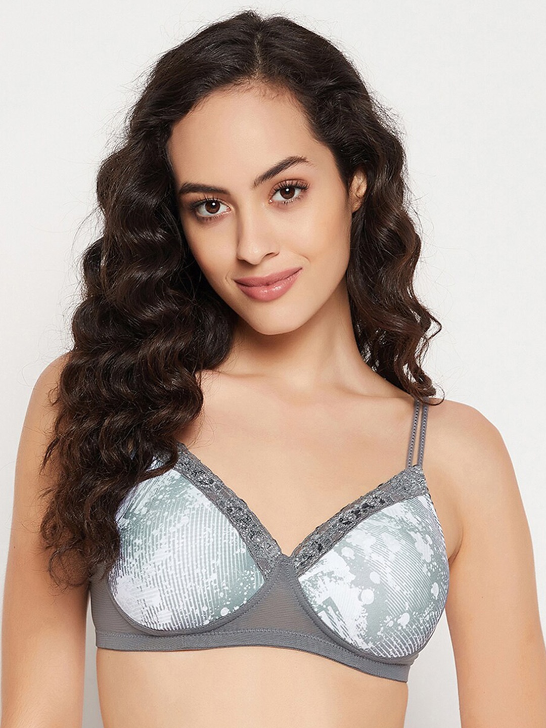 Clovia Lace Detailed Padded Non-Wired Full Cup Paint Splatter T-shirt Bra BR1699V0532B, Grey
Clovia Lace Detailed Padded Non-Wired Full Cup Paint Splatter T-shirt Bra BR1699V0532B, Grey