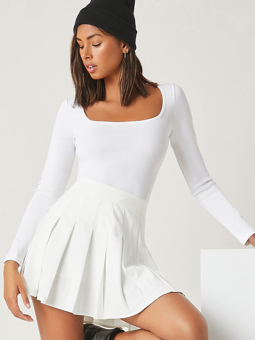 AAHWAN Women White Solid Basic Square Neck Top