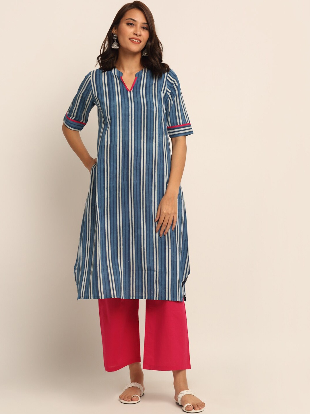 EK BY EKTA KAPOOR Women Blue Block Printed Indigo Pure Cotton A-Line Kurta With Apple Hem
EK BY EKTA KAPOOR Women Blue Block Printed Indigo Pure Cotton A-Line Kurta With Apple Hem