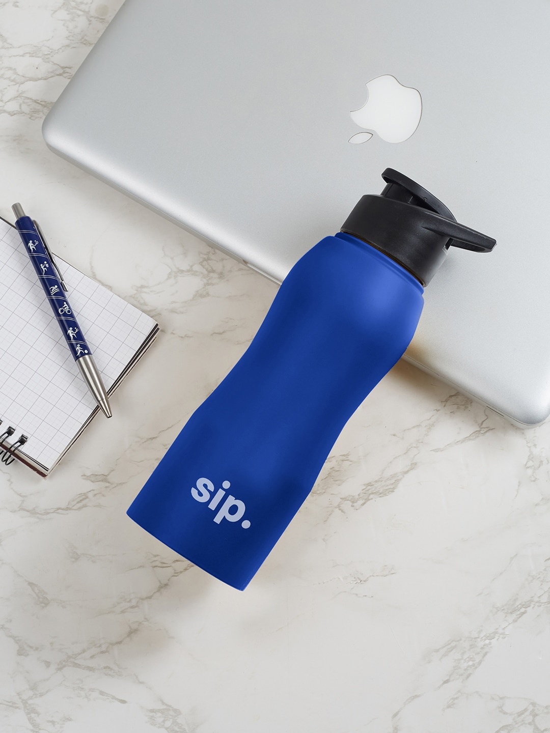 HomeTown Fiesta Blue Single Vacuum Stainless Steel Insulated Sipper Water Bottle 750 ml
HomeTown Fiesta Blue Single Vacuum Stainless Steel Insulated Sipper Water Bottle 750 ml