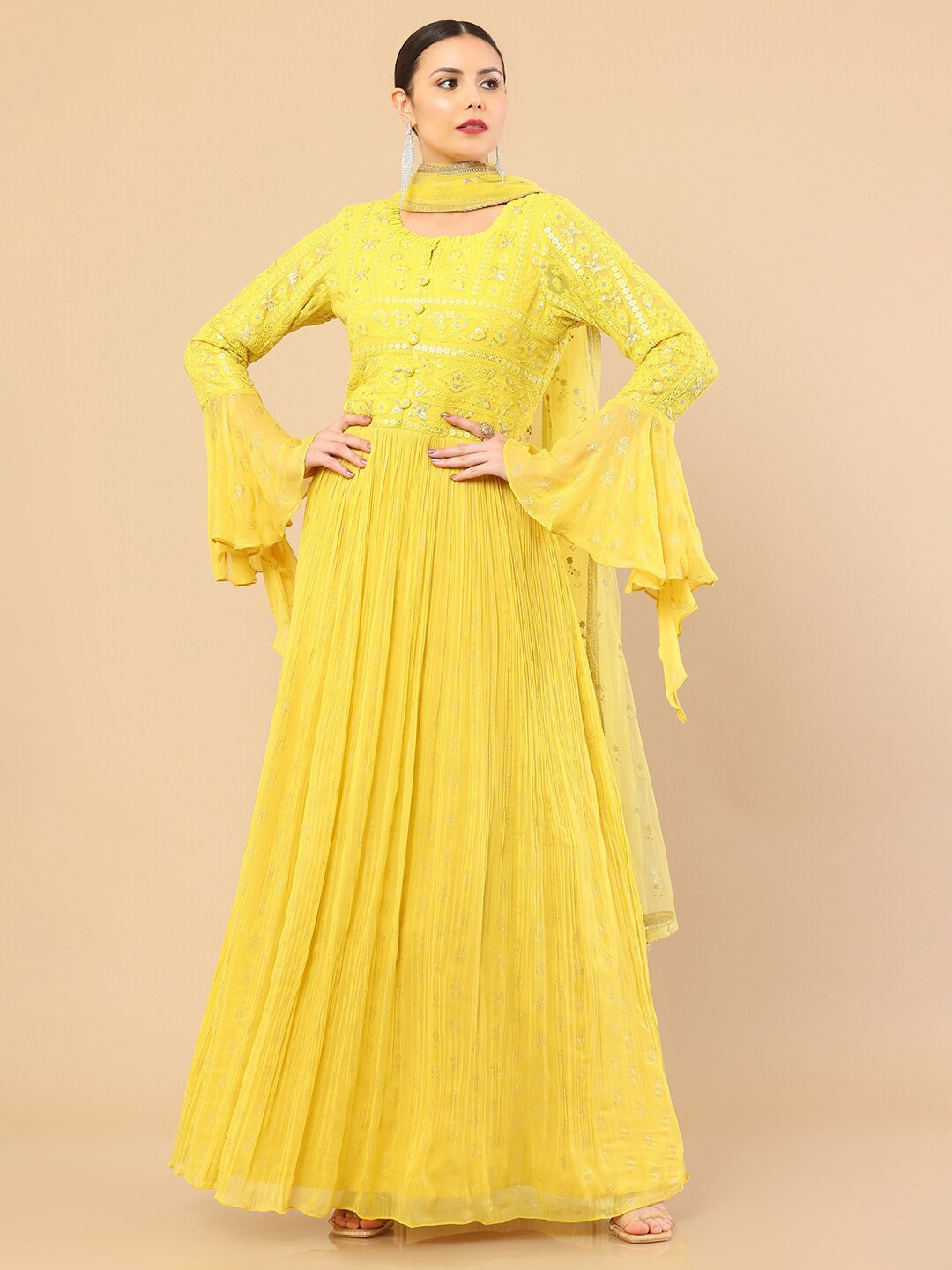 Soch Floral Embroidered Bell Sleeves Sequinned Georgette Kurta With Trousers & Dupatta, Yellow
Soch Floral Embroidered Bell Sleeves Sequinned Georgette Kurta With Trousers & Dupatta, Yellow