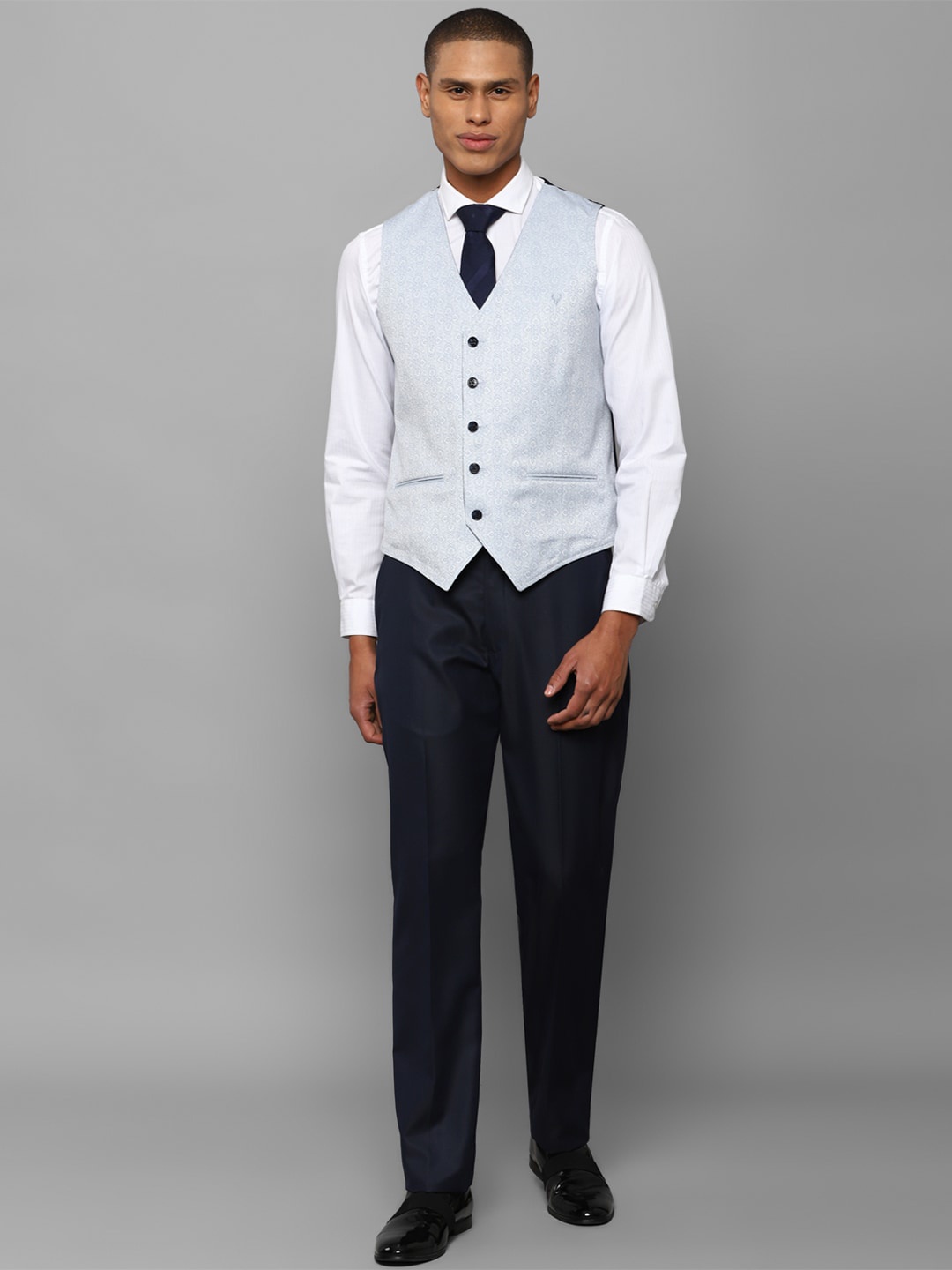 Allen Solly Men Navy Blue Self-Design Slim-Fit Single-Breasted Three-Piece Formal Suit
Allen Solly Men Navy Blue Self-Design Slim-Fit Single-Breasted Three-Piece Formal Suit
