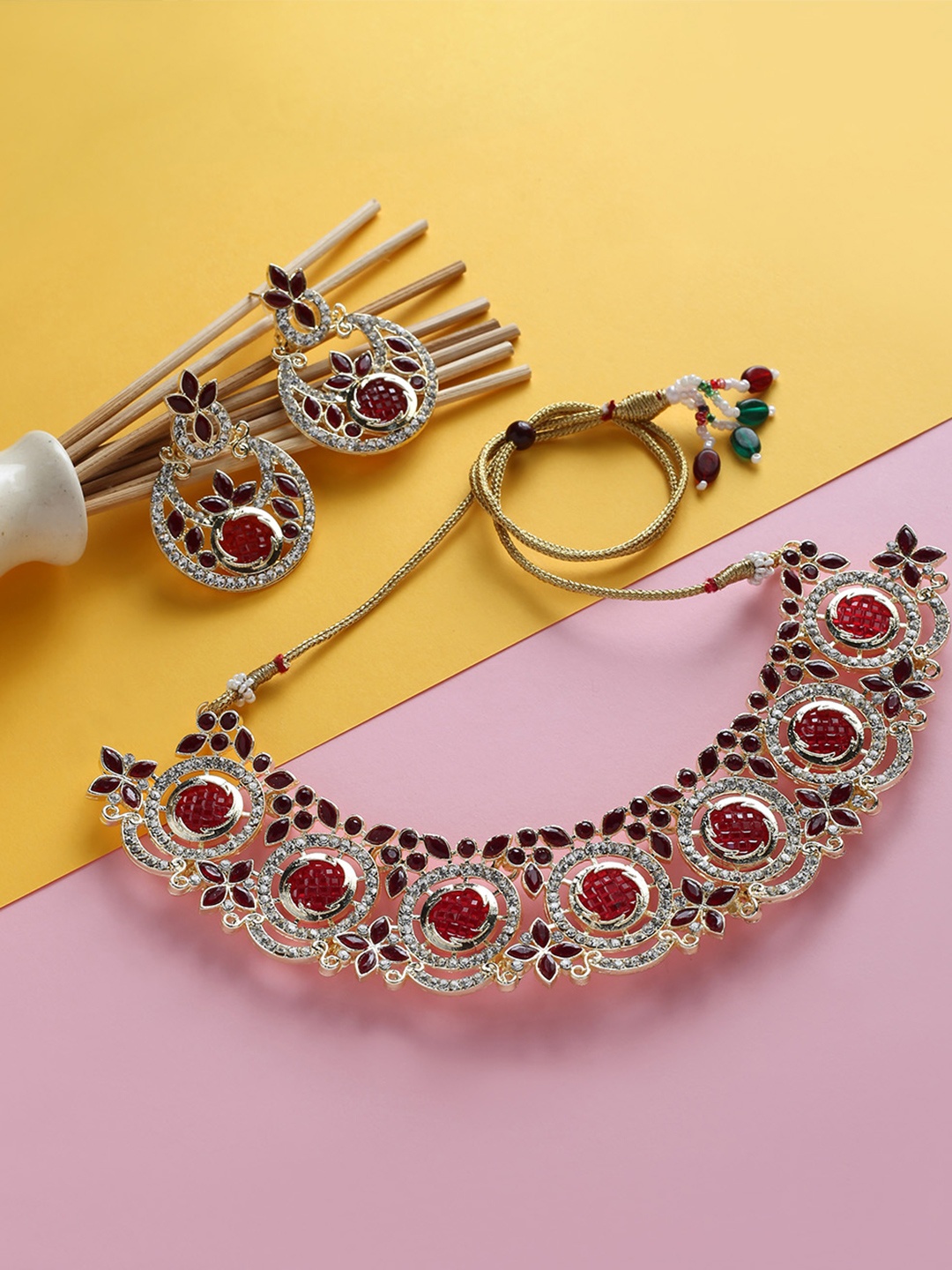 MAD CLUB Women White & Maroon Gold-Plated Australian Daimond Stone-Studded Jewellery Set
MAD CLUB Women White & Maroon Gold-Plated Australian Daimond Stone-Studded Jewellery Set
