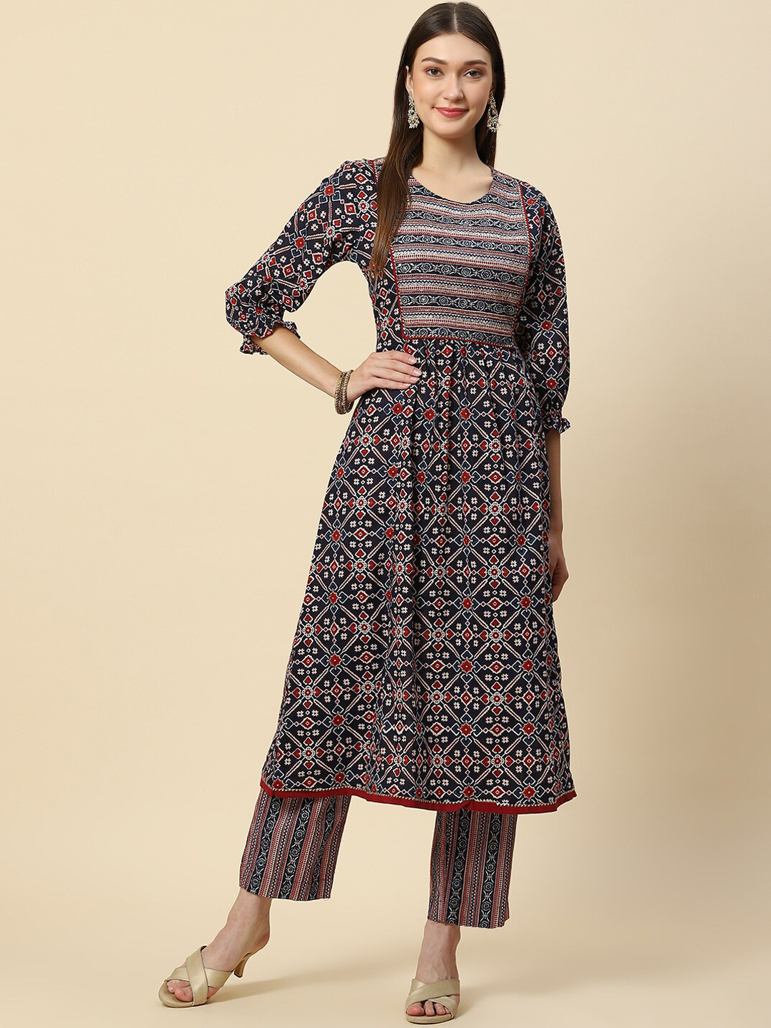 Meena Bazaar Women Navy Blue Ethnic Motifs Printed Sequinned Pure Cotton Kurta with Trousers 
Meena Bazaar Women Navy Blue Ethnic Motifs Printed Sequinned Pure Cotton Kurta with Trousers