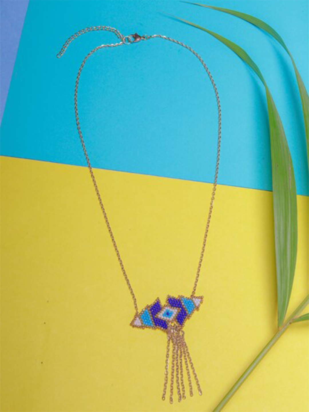 DIVA WALK EXCLUSIVE Rose Gold & Navy Blue Brass Rose Gold-Plated Handcrafted Necklace
DIVA WALK EXCLUSIVE Rose Gold & Navy Blue Brass Rose Gold-Plated Handcrafted Necklace