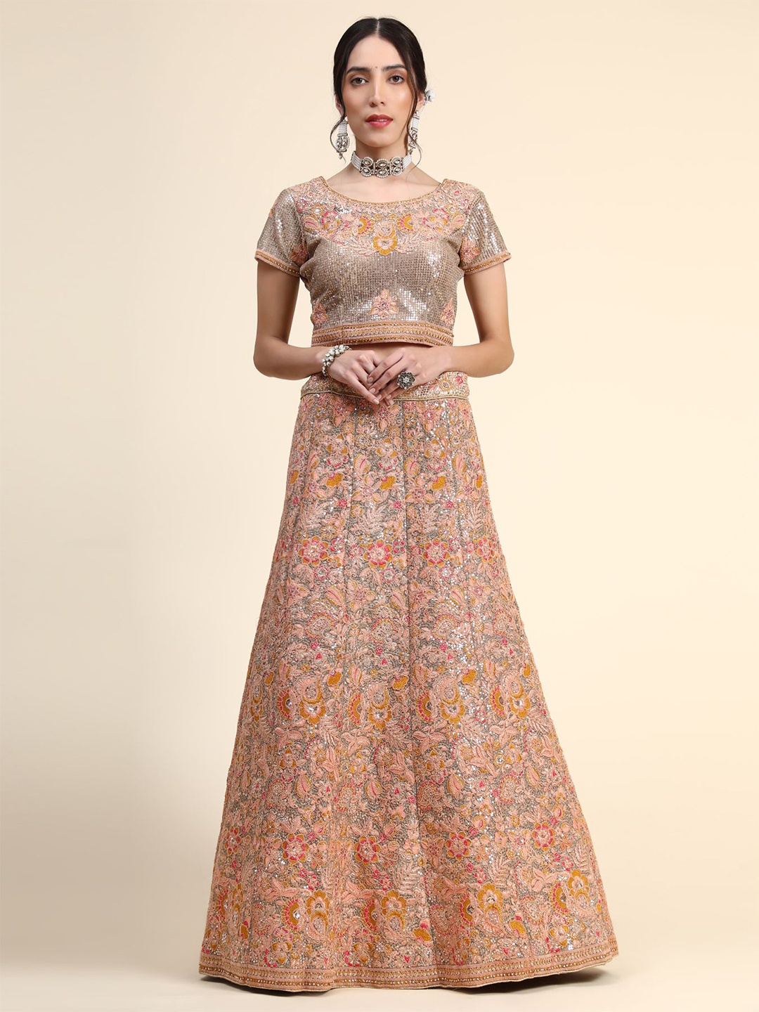 Phenav Orange & Gold-Toned Embroidered Thread Work Ready to Wear Lehenga & Blouse With Dupatta
Phenav Orange & Gold-Toned Embroidered Thread Work Ready to Wear Lehenga & Blouse With Dupatta