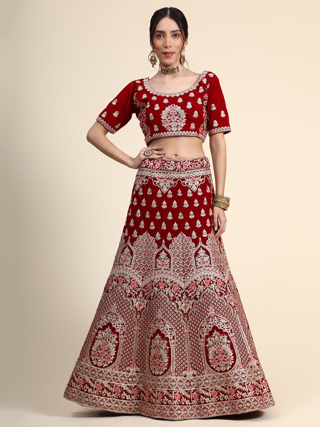 Phenav Red & Silver-Toned Embroidered Thread Work Ready to Wear Lehenga & Blouse With Dupatta
Phenav Red & Silver-Toned Embroidered Thread Work Ready to Wear Lehenga & Blouse With Dupatta
