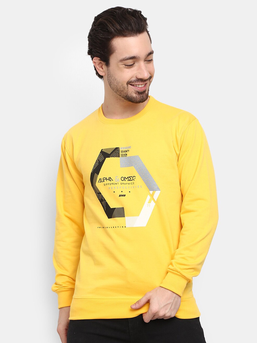 V-Mart Men Yellow Printed Sweatshirt