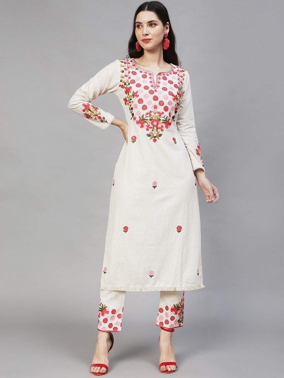 FASHOR Women Off White Floral Embroidered Thread Work Pure Cotton Kurta with Trousers
FASHOR Women Off White Floral Embroidered Thread Work Pure Cotton Kurta with Trousers