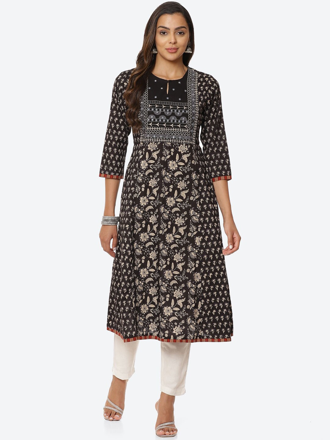 Meena Bazaar Women Black & Beige Ethnic Motifs Printed Keyhole Neck Pure Cotton Kurta
Meena Bazaar Women Black & Beige Ethnic Motifs Printed Keyhole Neck Pure Cotton Kurta