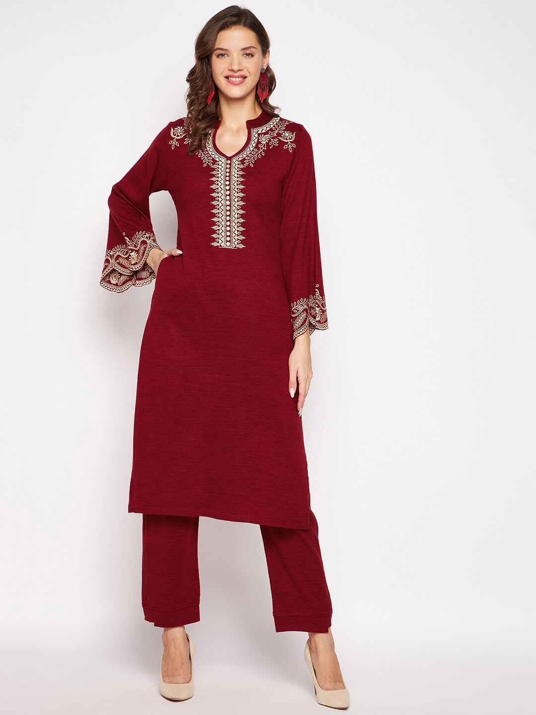 Zigo Winter Wear Women Maroon Floral Yoke Design Thread Work Kurta with Trouser
Zigo Winter Wear Women Maroon Floral Yoke Design Thread Work Kurta with Trouser