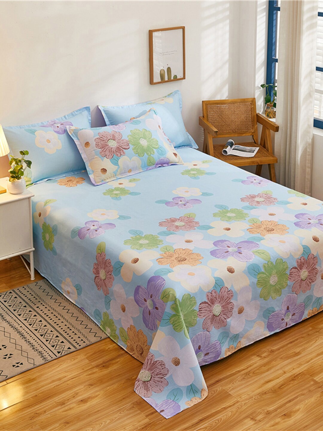 JC HOME Blue & Peach-Coloured Printed 186 TC Cotton Queen Bedsheet & 2 Pillow Covers
JC HOME Blue & Peach-Coloured Printed 186 TC Cotton Queen Bedsheet & 2 Pillow Covers