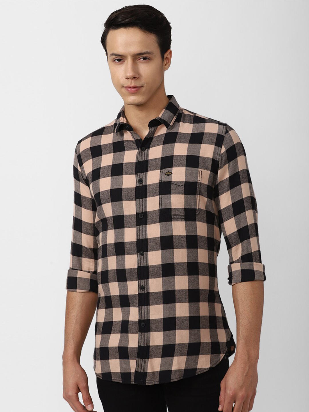 VAN HEUSEN DENIM LABS Men Peach-Coloured Slim Fit Buffalo Checked Cotton Casual Shirt
VAN HEUSEN DENIM LABS Men Peach-Coloured Slim Fit Buffalo Checked Cotton Casual Shirt