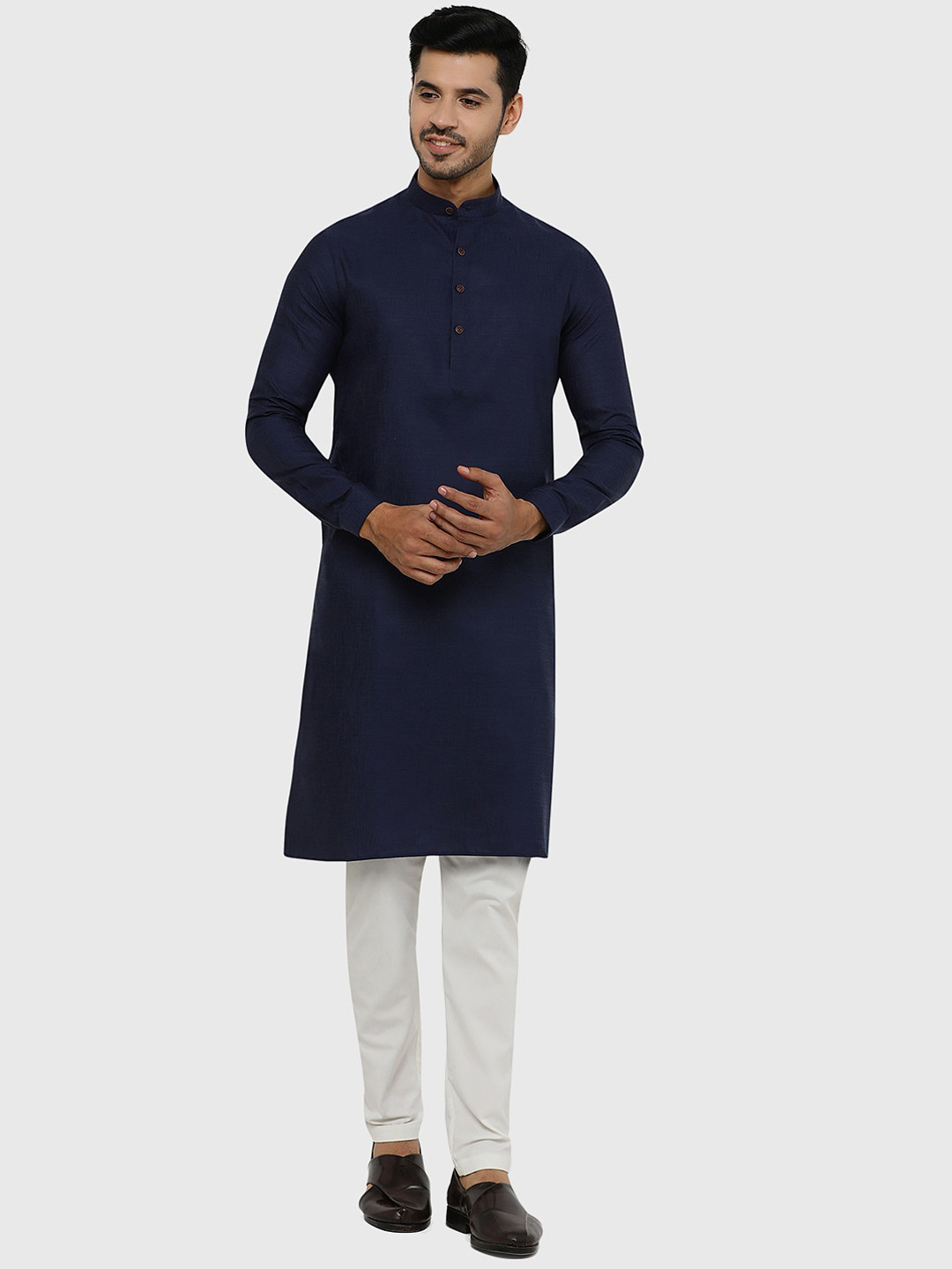 Modi Kurta Men Blue Kurtas
Modi Kurta Men Blue Kurtas