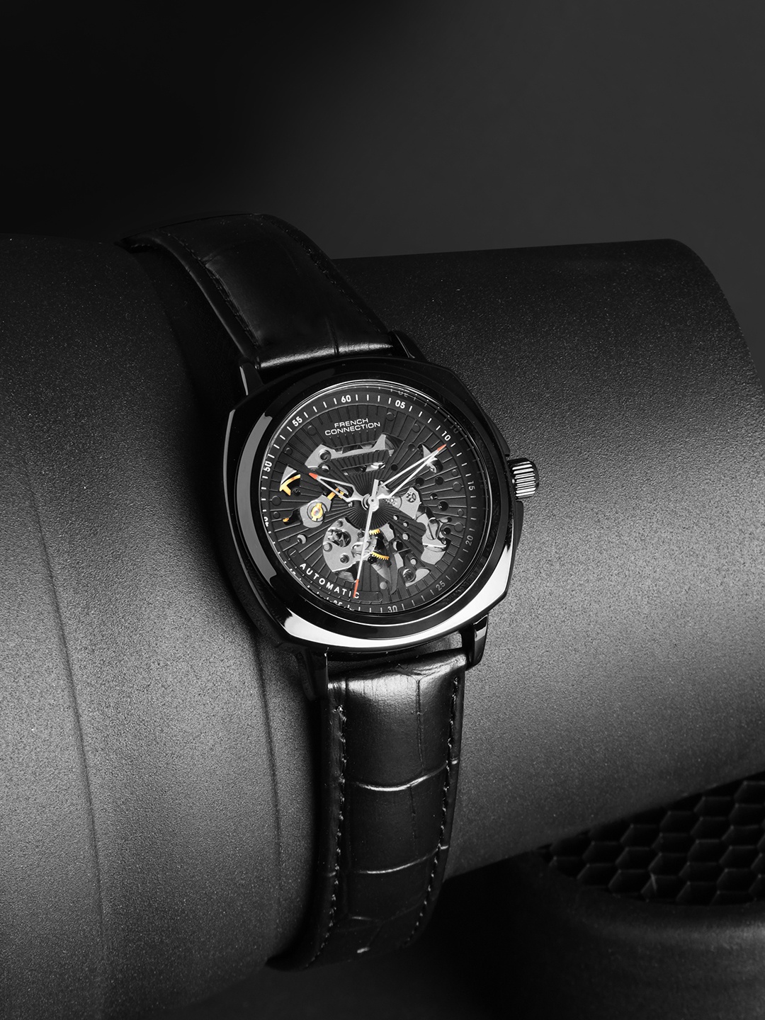 French Connection Men Black Printed Dial & Black Leather Straps Analogue Automatic Motion Powered Watch
French Connection Men Black Printed Dial & Black Leather Straps Analogue Automatic Motion Powered Watch