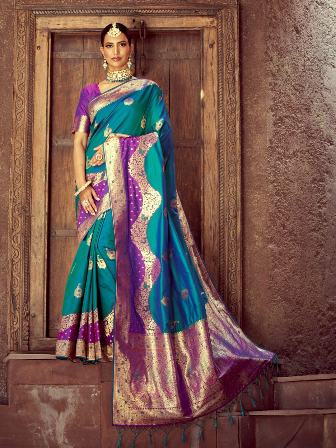 elora Women Blue & Purple Woven Design Zari Silk Blend Banarasi Saree