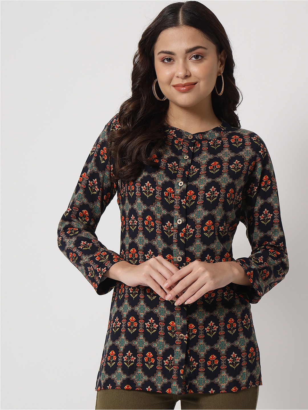 Orchid Blues Women Navy Blue & Orange Floral Printed Pure Cotton Shirt Style Top, Black
Orchid Blues Women Navy Blue & Orange Floral Printed Pure Cotton Shirt Style Top, Black